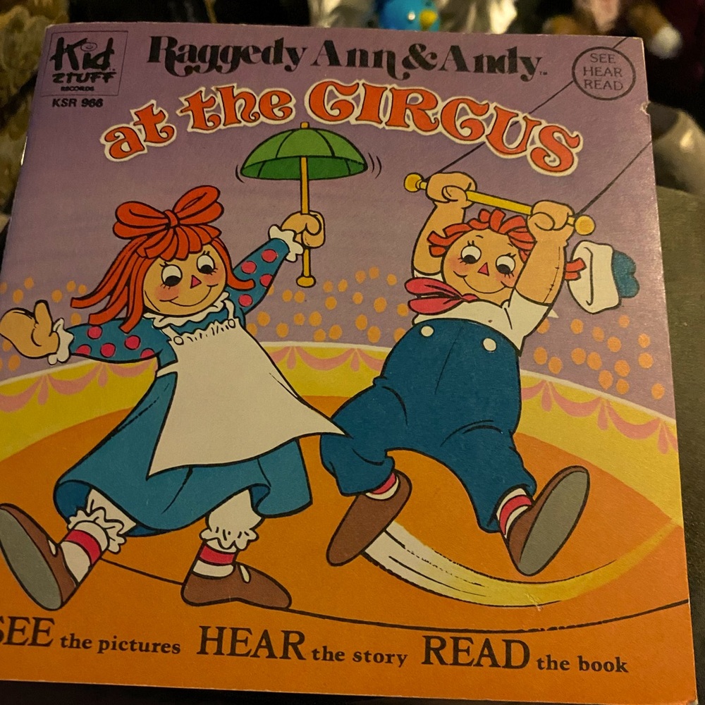 Vintage (1980) Raggedy ANn & Andy at the circus see hear and read record/vinyl